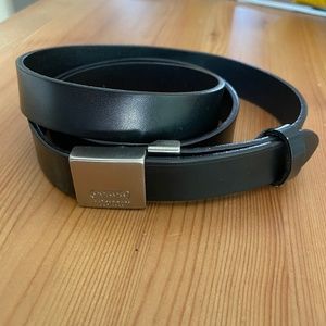 Women's Coach Black Leather Slim Belt